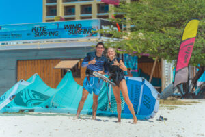 Kitesurfing lesson - group rate - max 2 persons - 2 hours